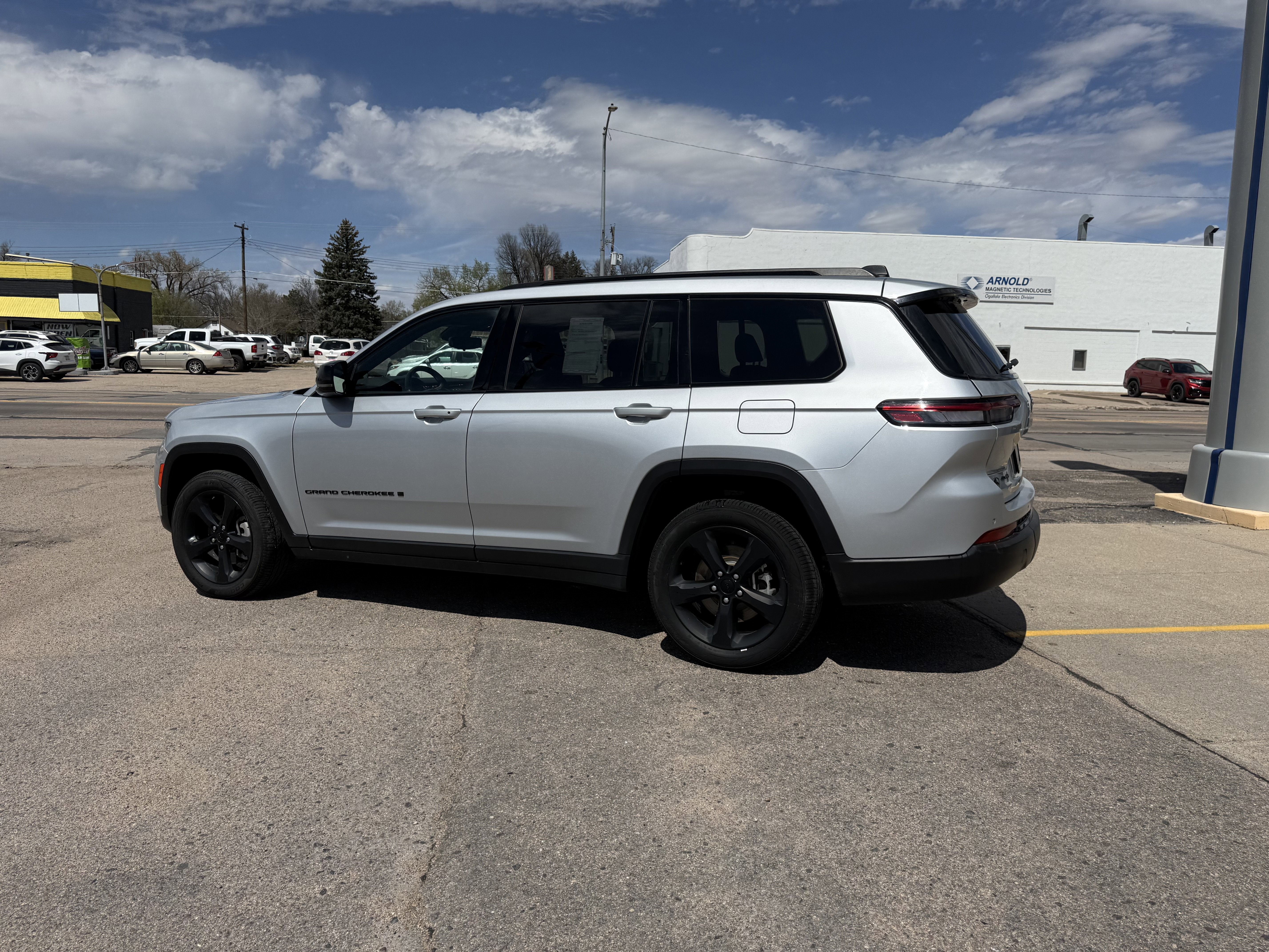 2023 Jeep Grand Cherokee L Altitude