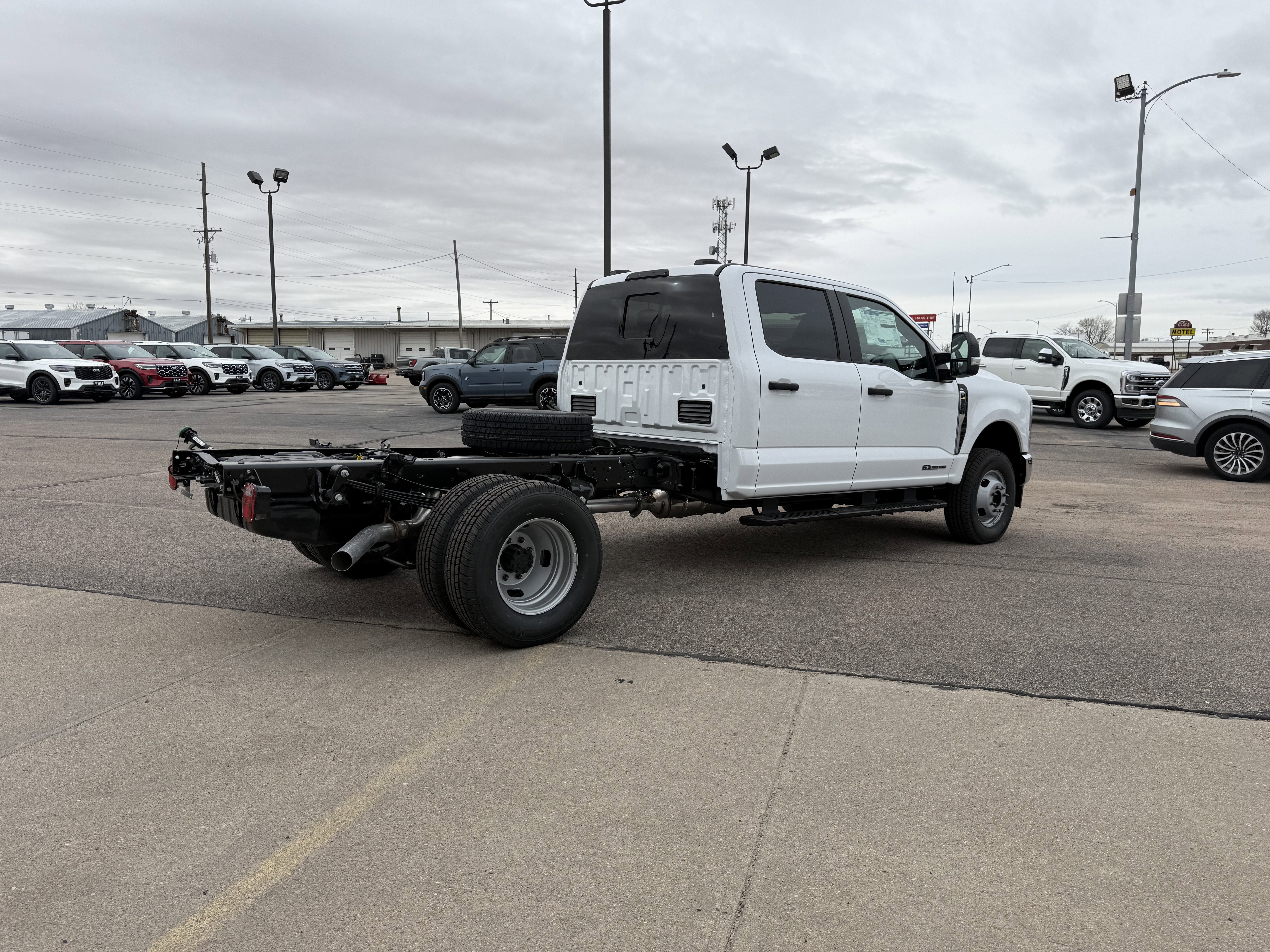 2026 Ford Super Duty F-350 DRW F-350® XL