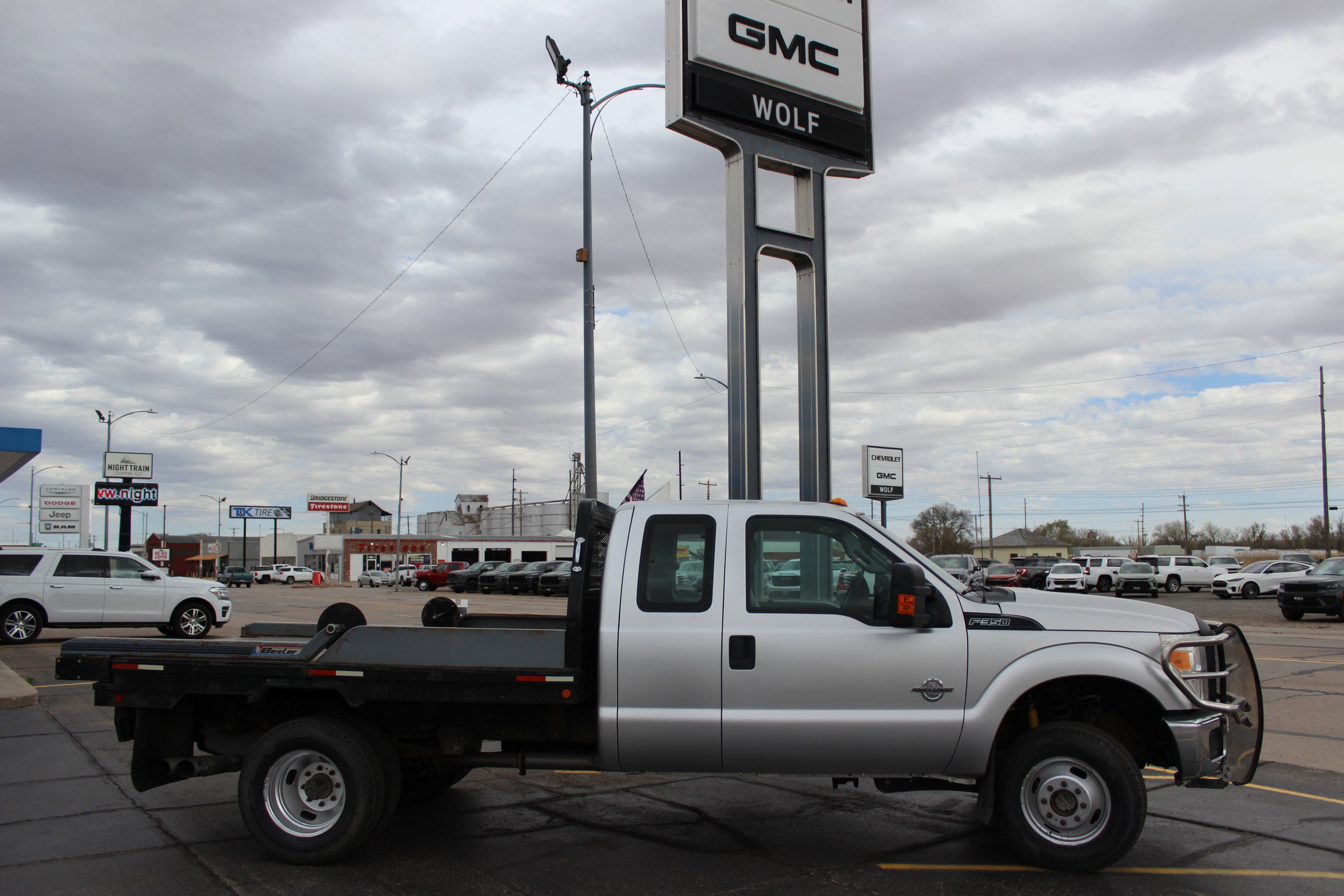 2015 Ford Super Duty F-350 DRW XL