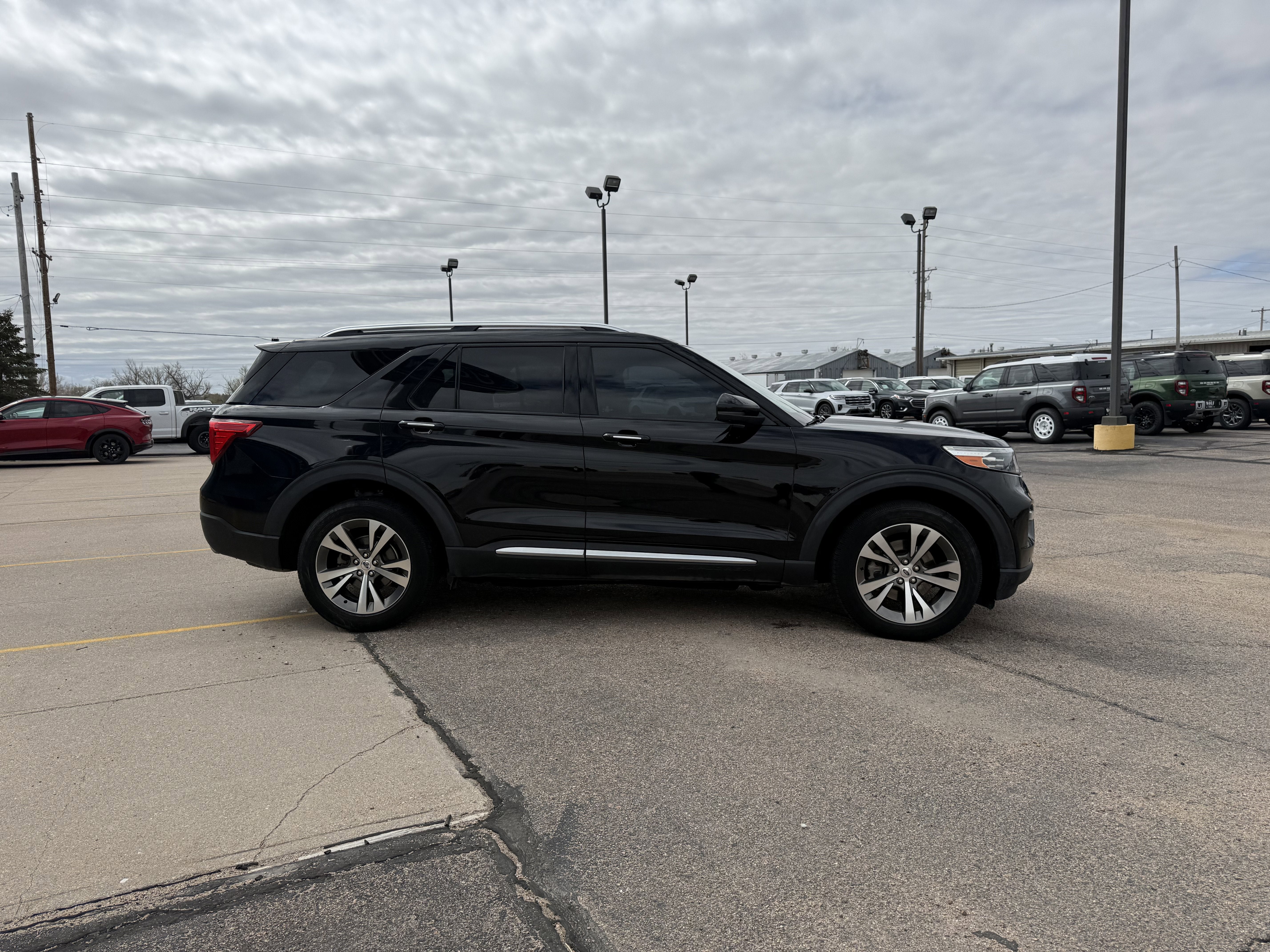 2020 Ford Explorer Platinum