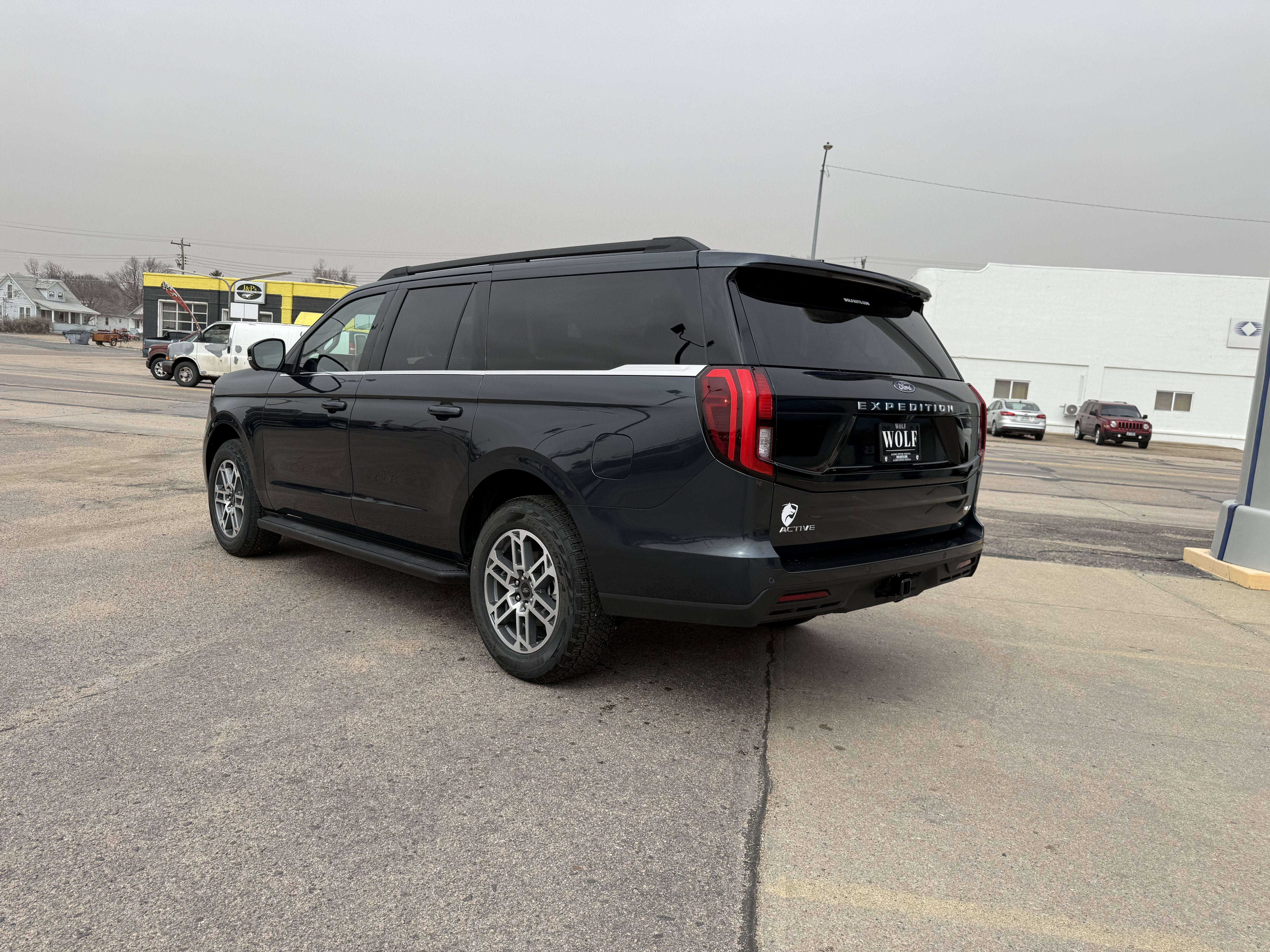 2026 Ford Expedition Max Active