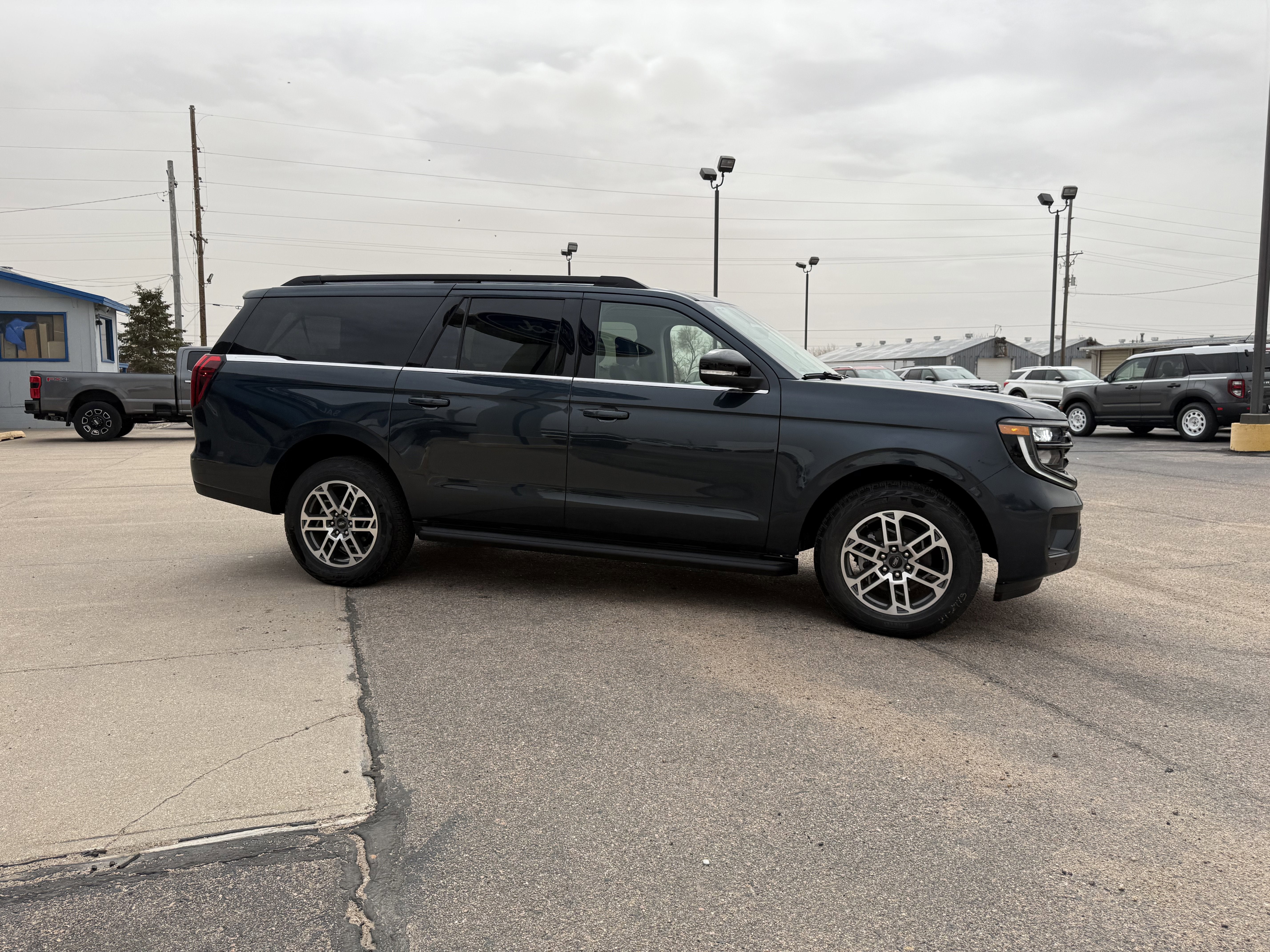 2026 Ford Expedition Max Active