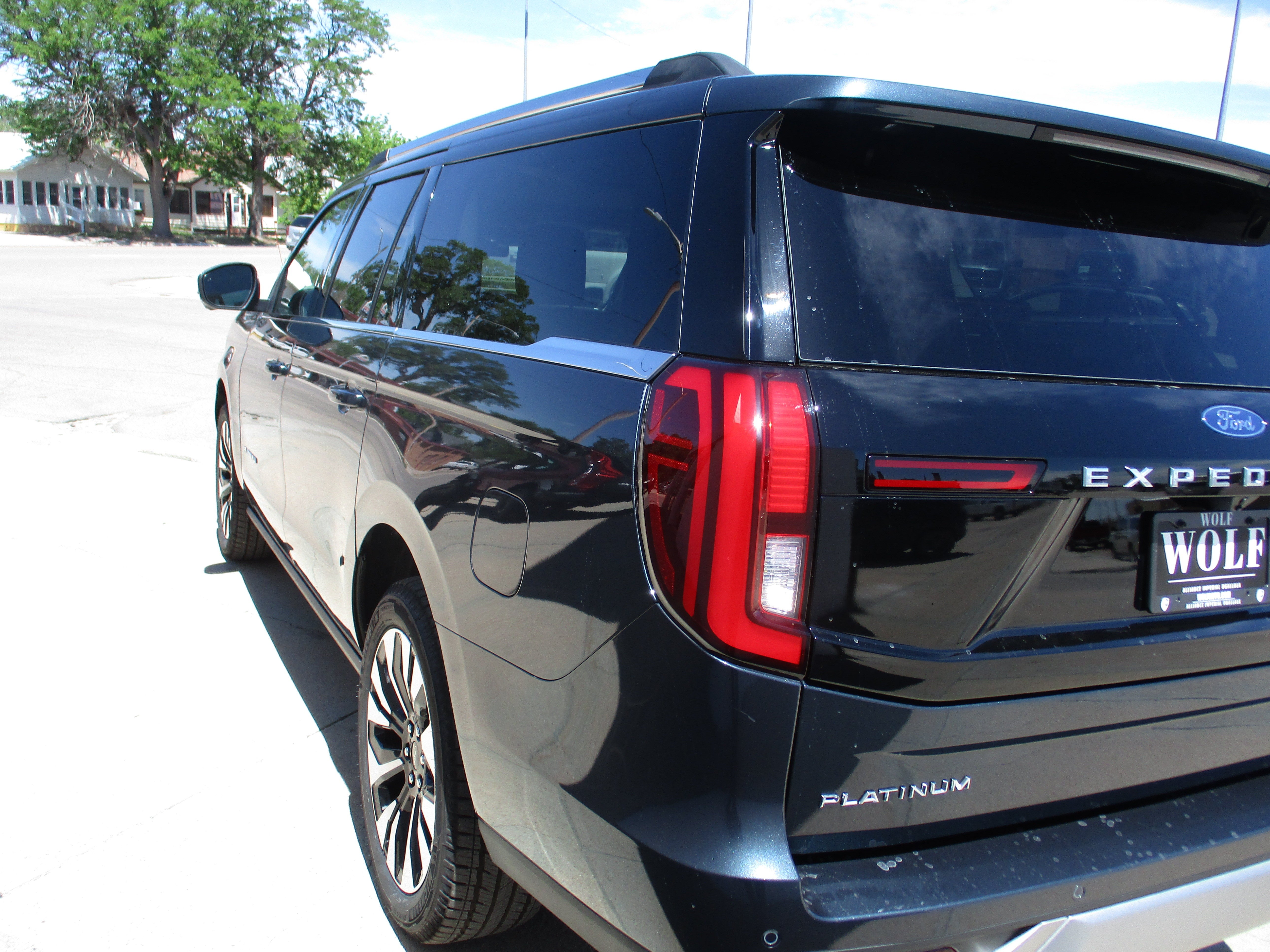 2026 Ford Expedition Max Platinum