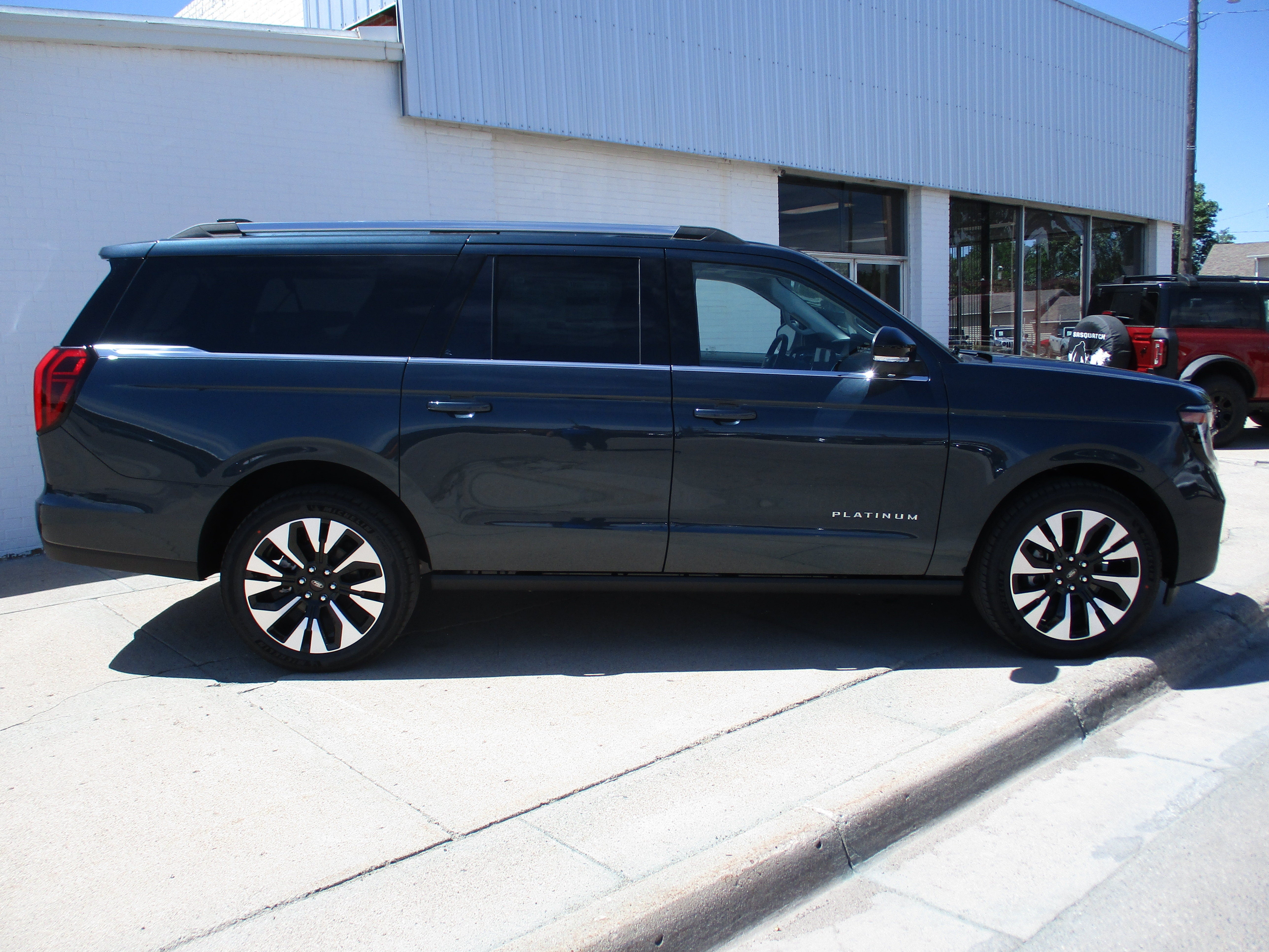2026 Ford Expedition Max Platinum