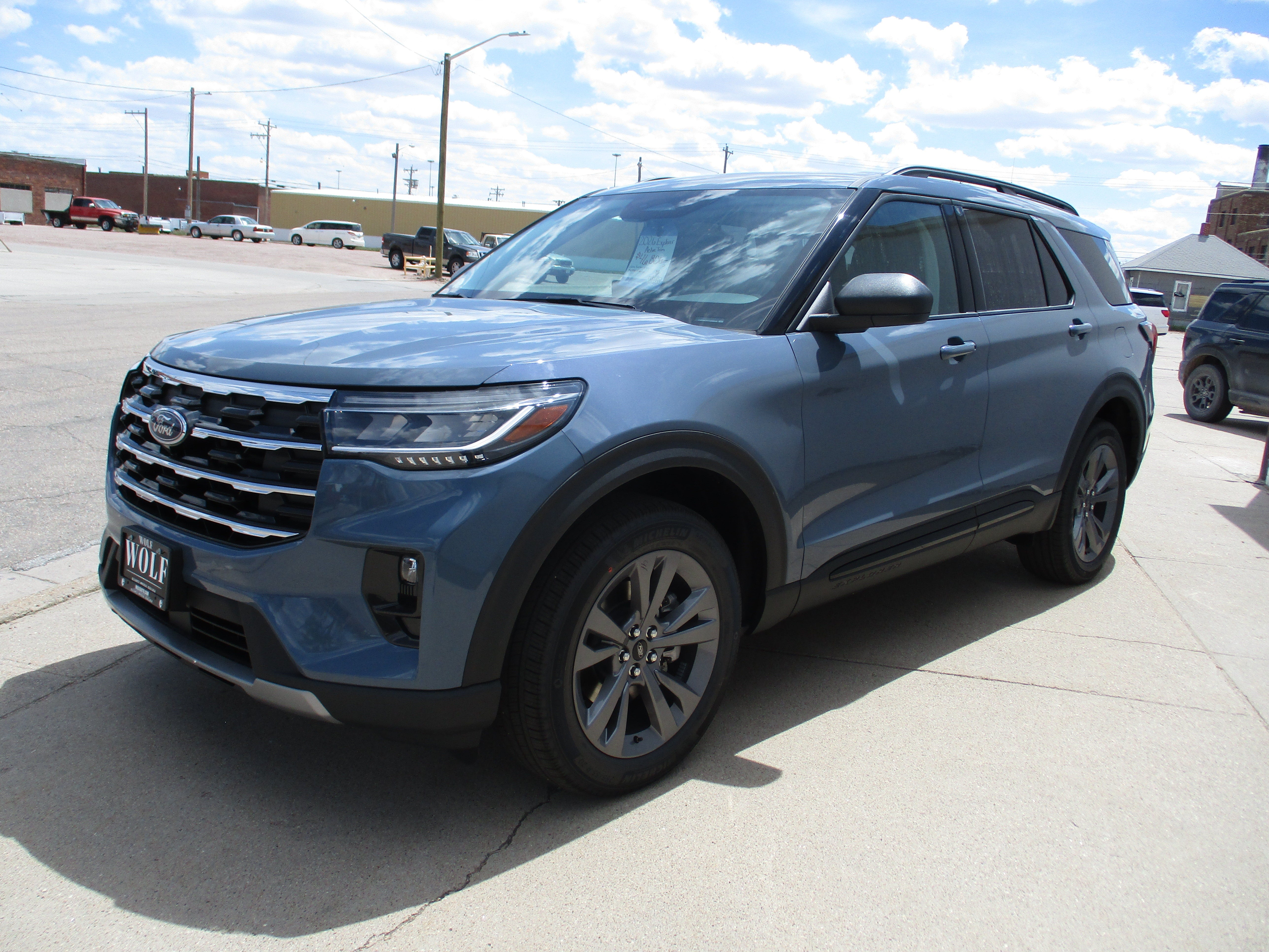 2026 Ford Explorer Active w/200A Pkg