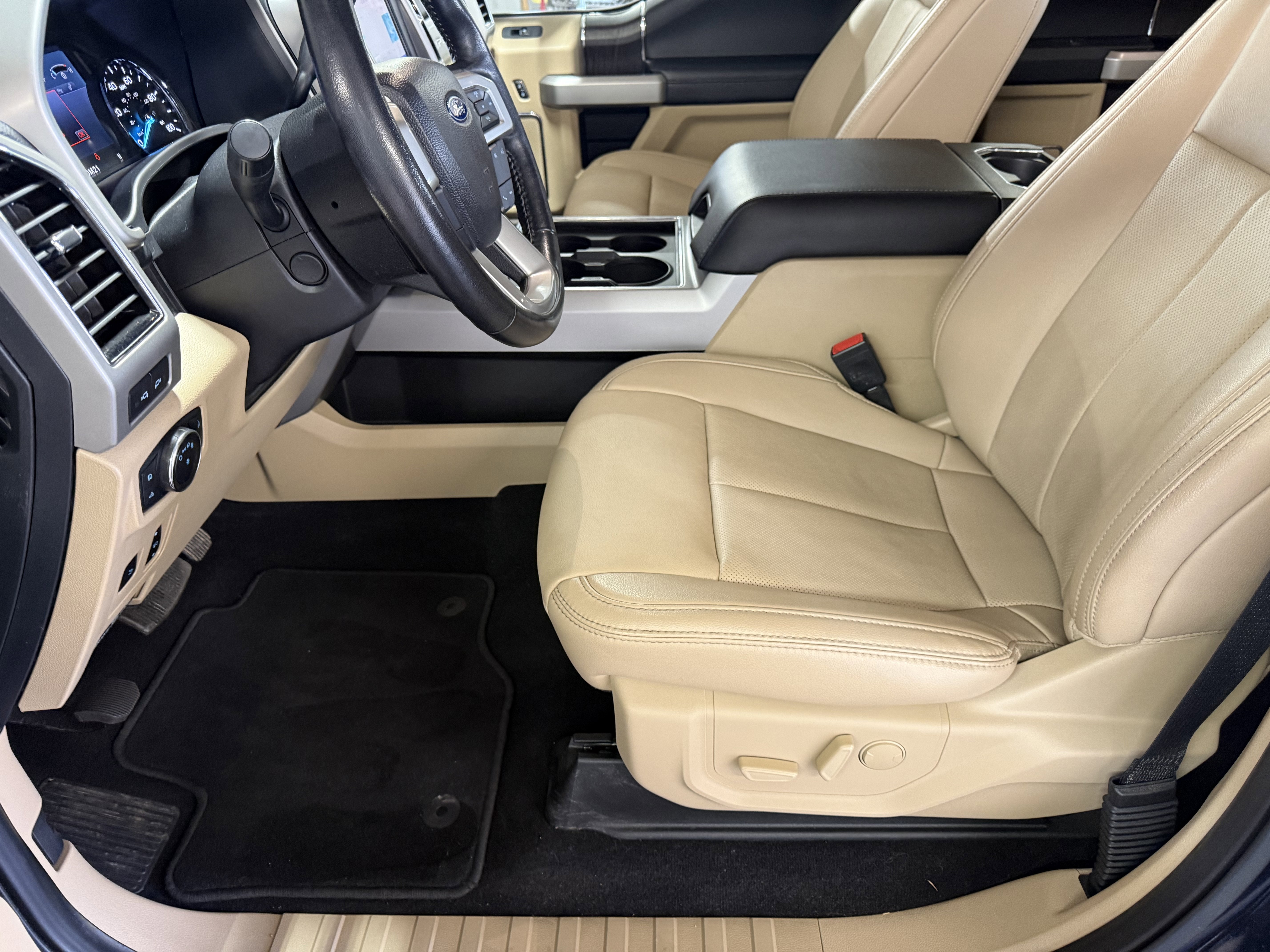 2021 Ford Super Duty F-250 SRW LARI