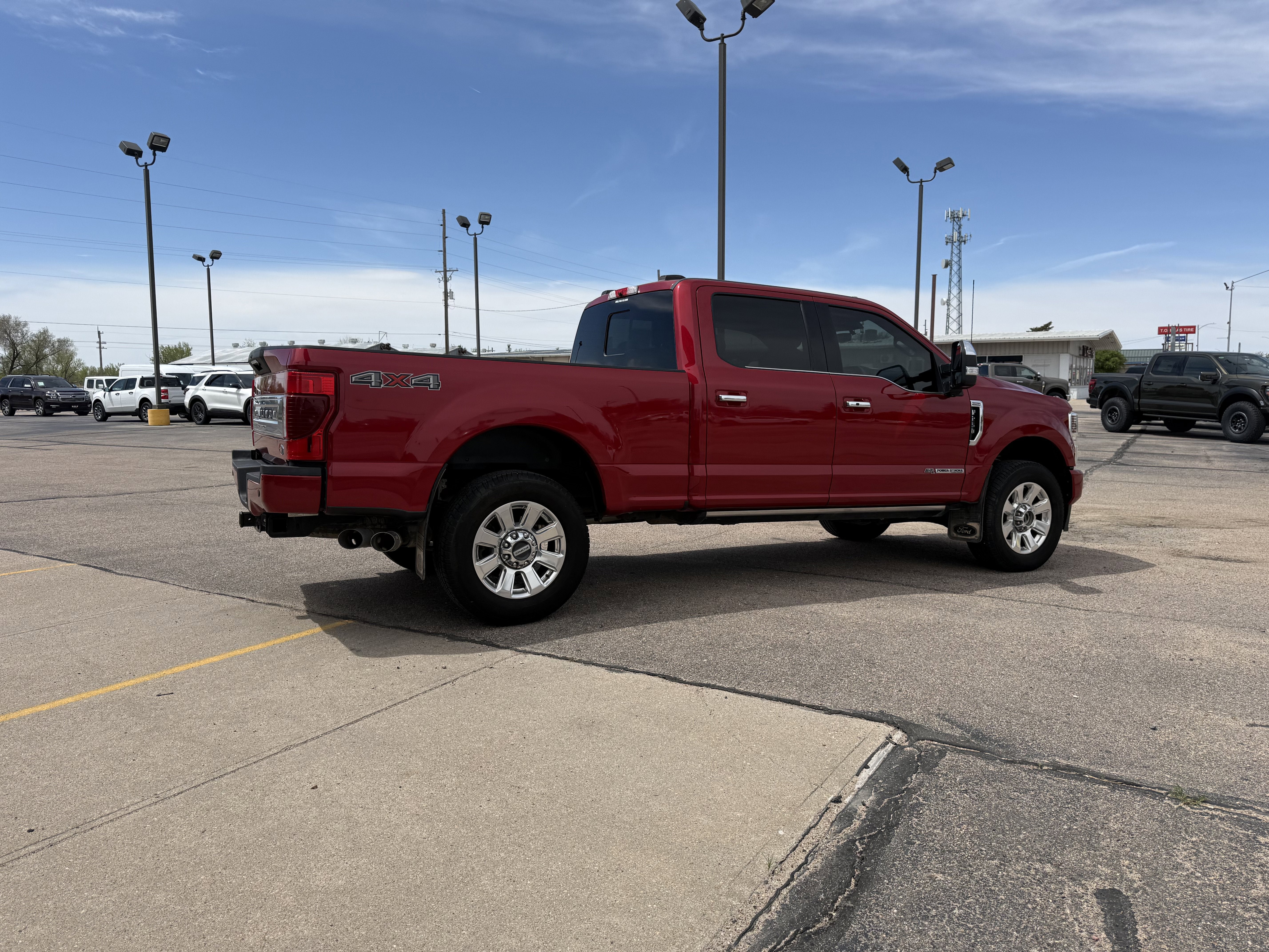 2022 Ford Super Duty F-250 SRW Plat