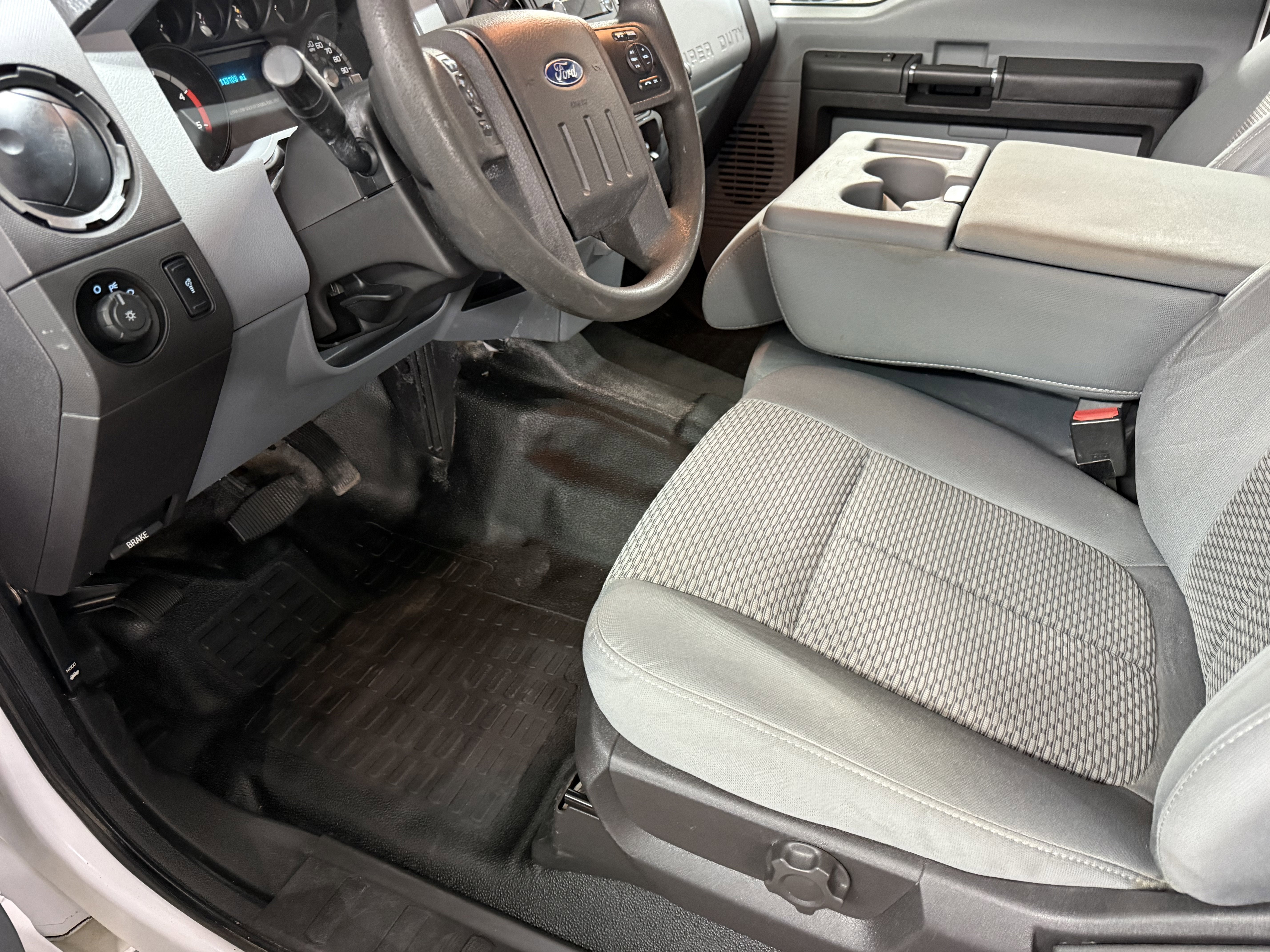 2015 Ford Super Duty F-350 SRW XL