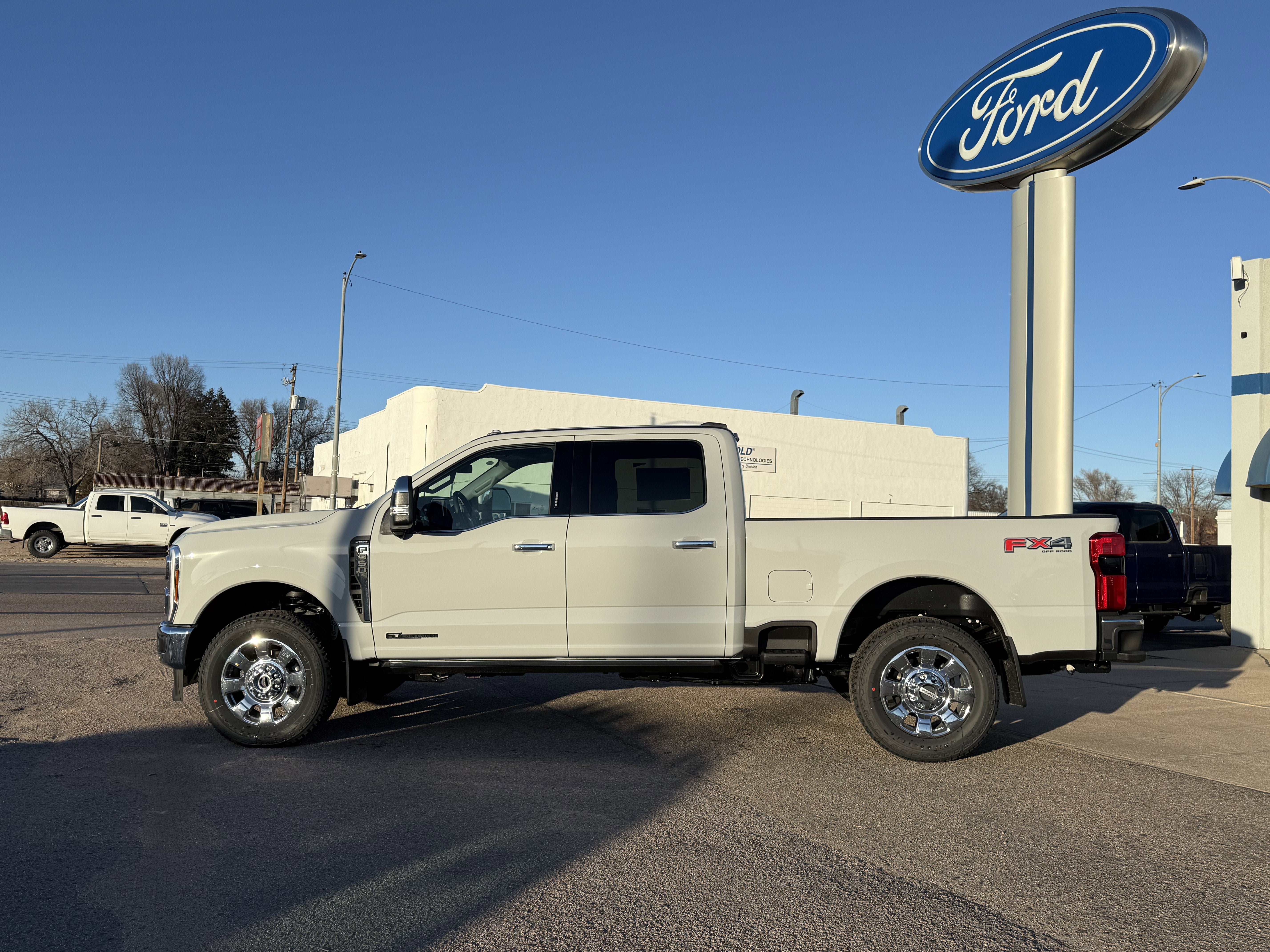 2026 Ford Super Duty F-350 SRW F-350® Lariat®