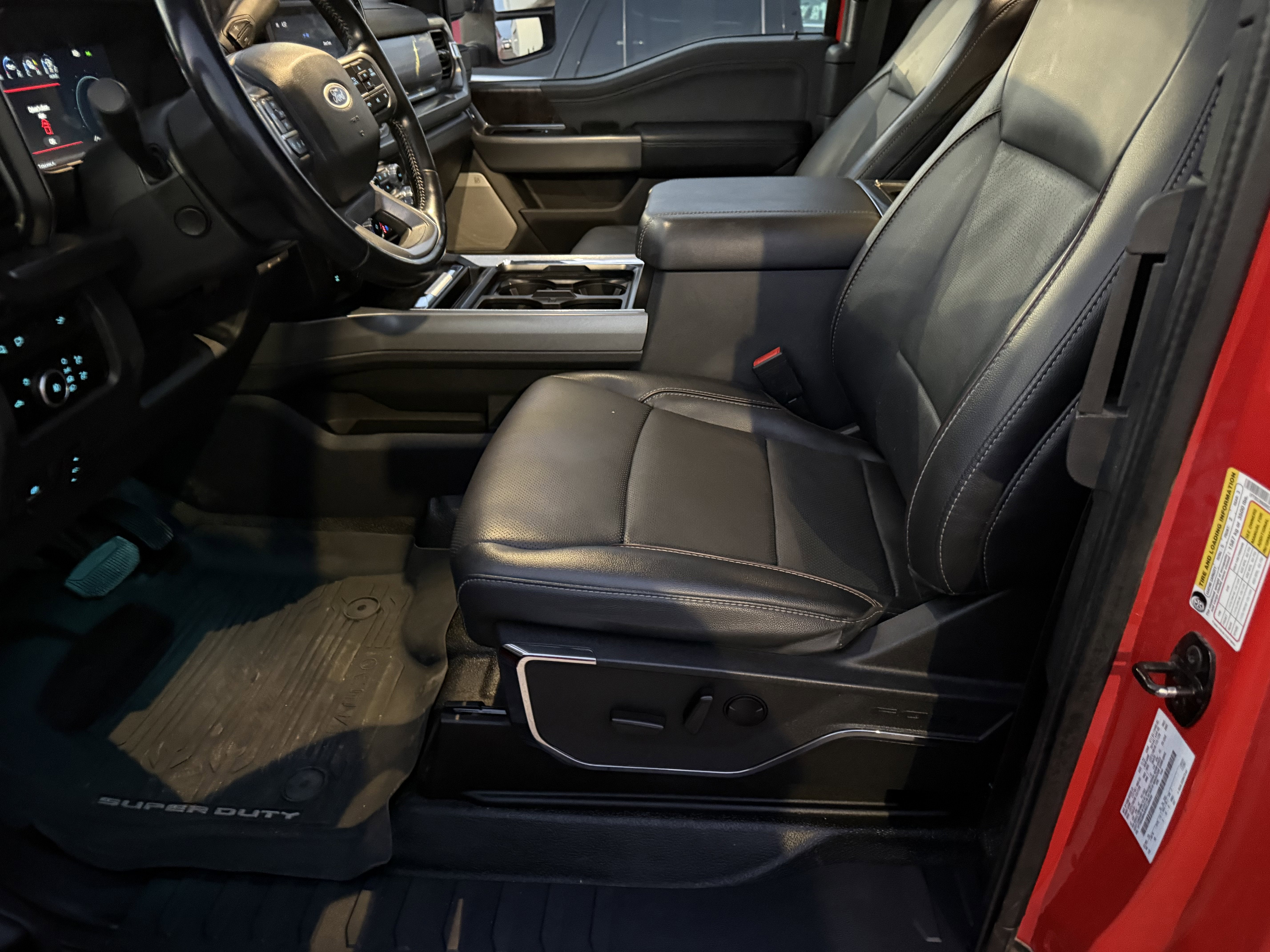 2024 Ford Super Duty F-250 SRW LARI