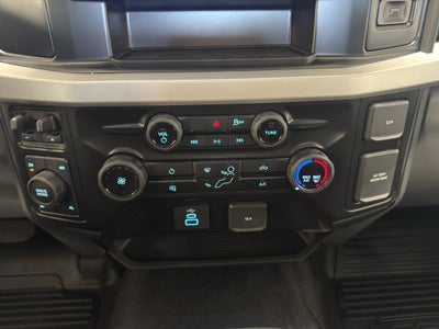 2027 Ford Super Duty F-350 SRW F-350® XLT