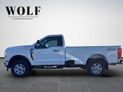 2027 Ford Super Duty F-350 SRW F-350® XLT