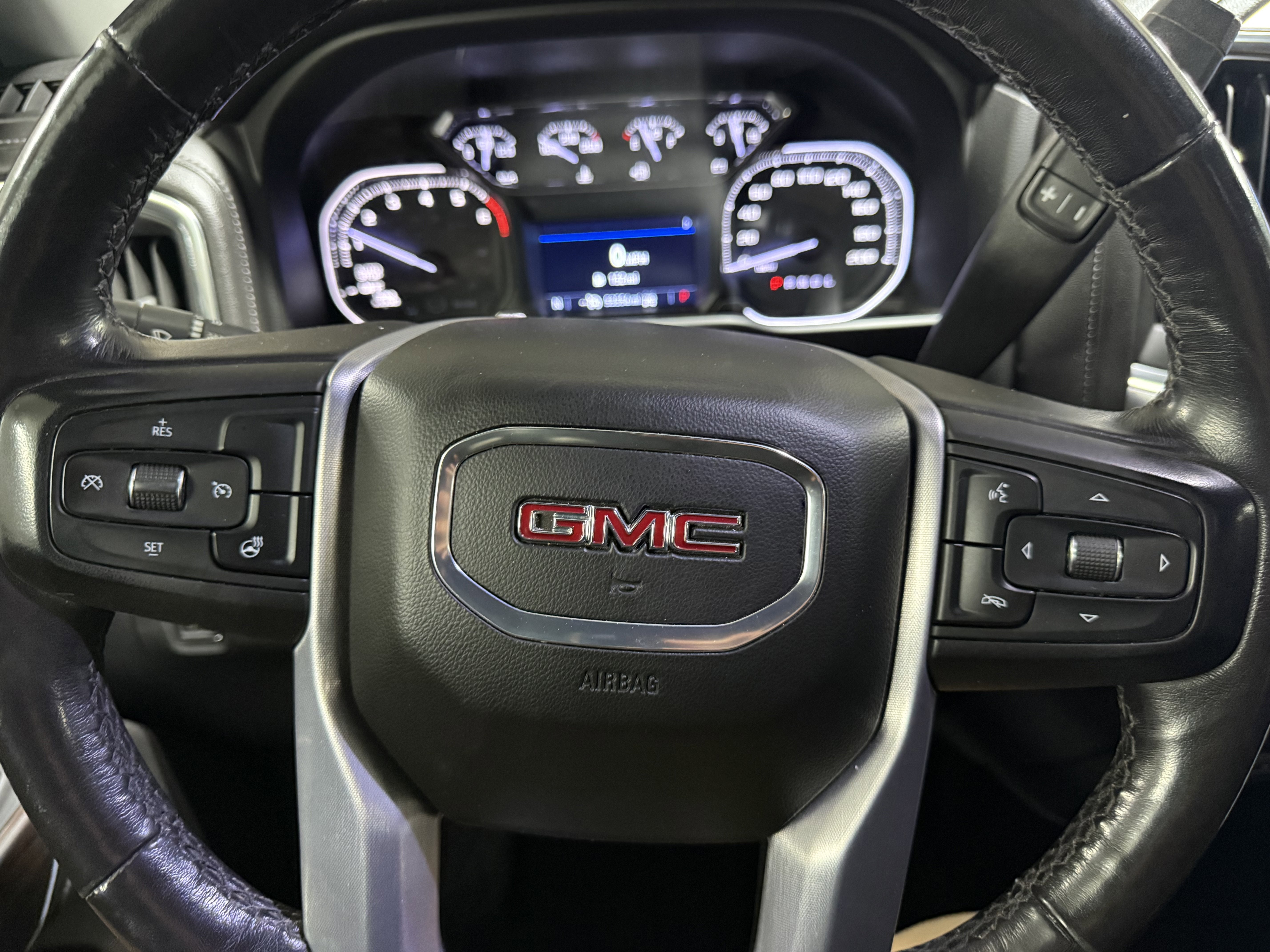 2020 GMC Sierra 1500 SLT